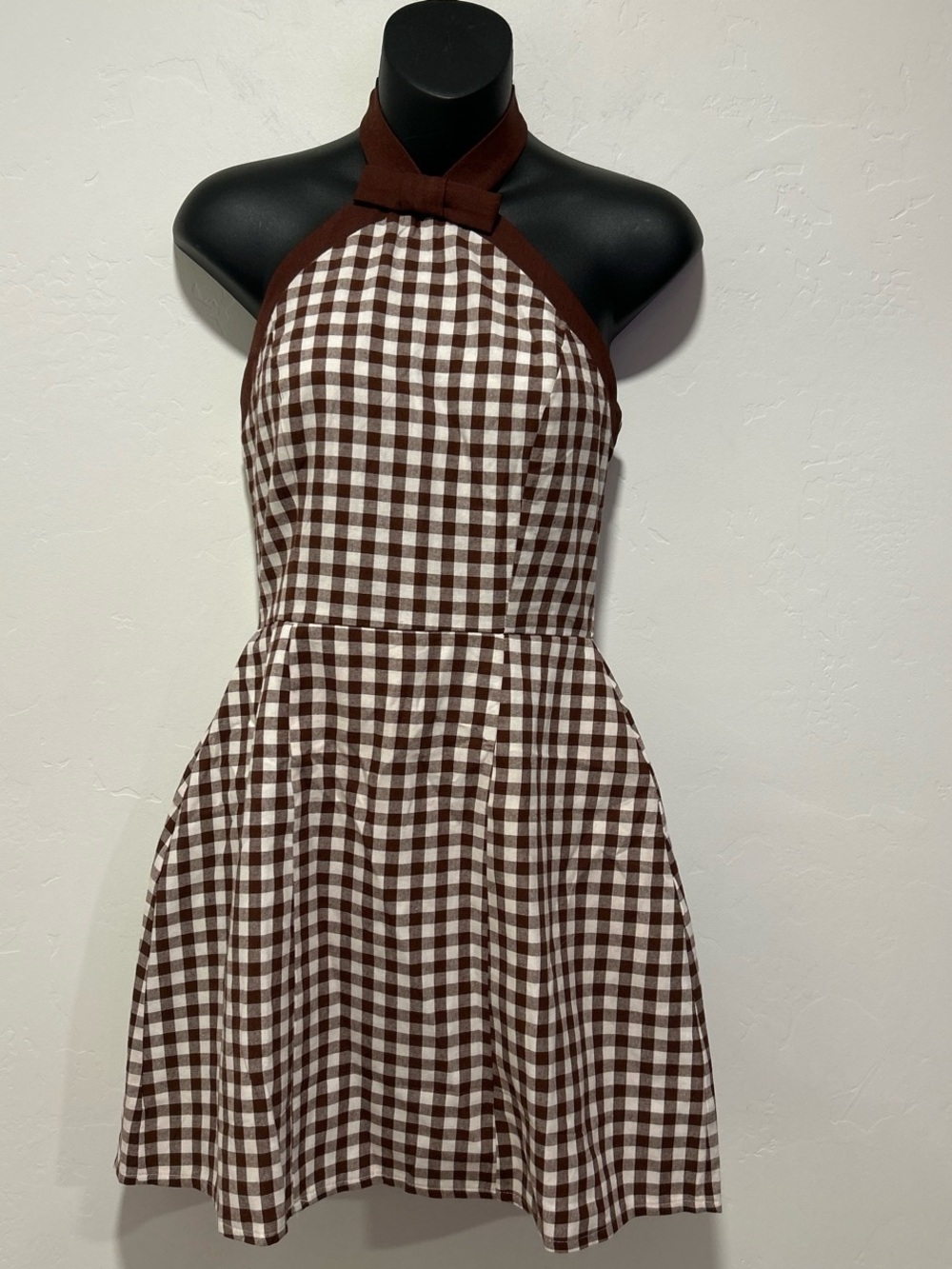 NWT Women’s Brown Gingham Halter Mini Dress Size Small Open Back Coquette Zip-Up - Picture 2 of 6